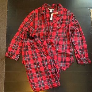 Victoria’s Secret 2 Piece Pajamas